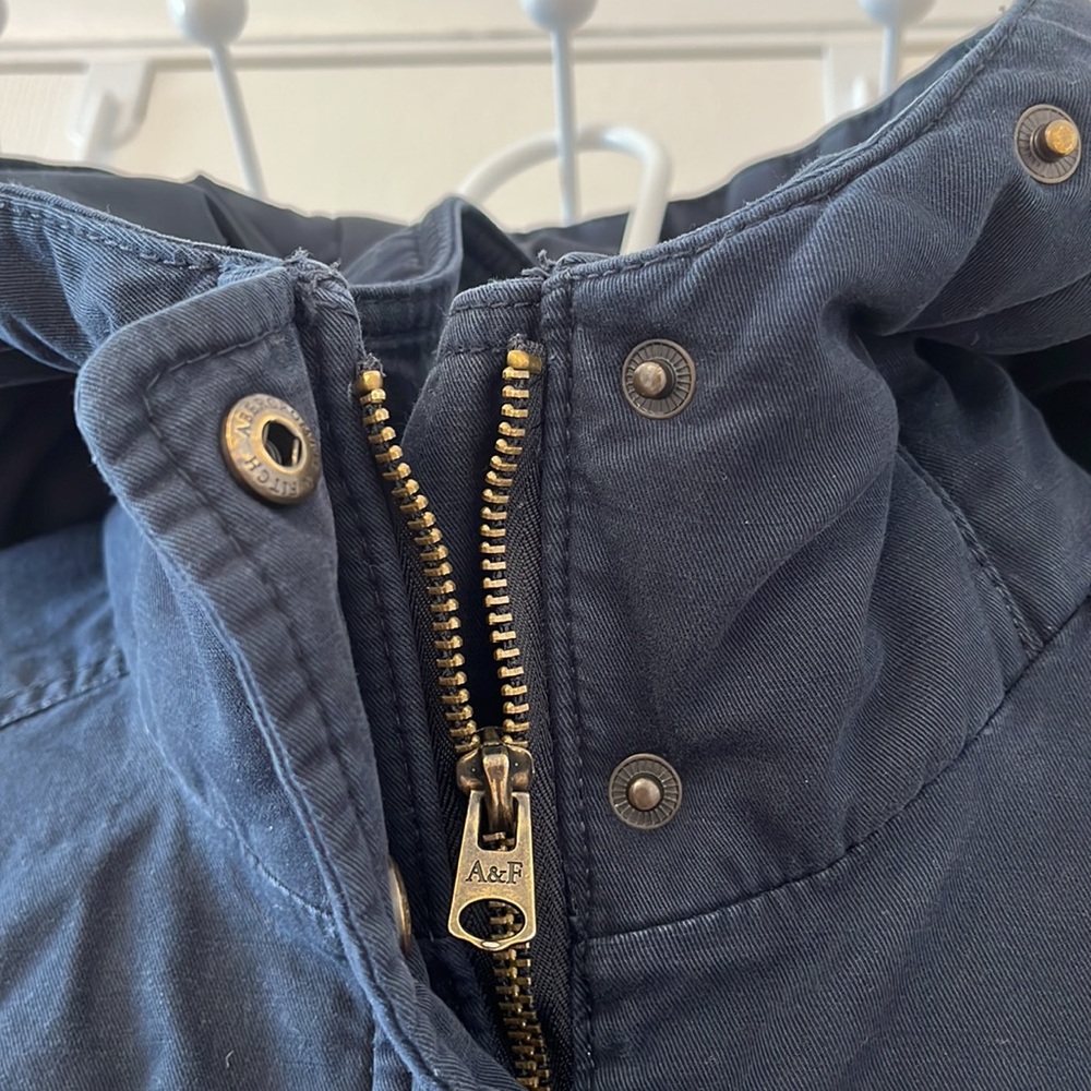 Abercrombie & Fitch Jacket! Size Small! 🥰 - Picture 3 of 11